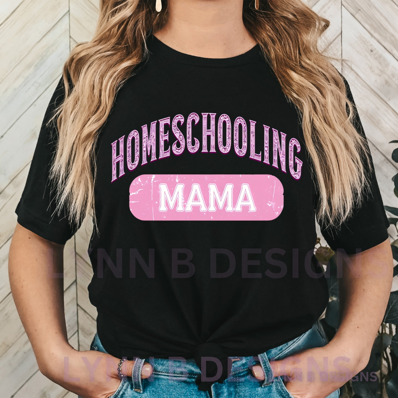 Homeschooling Mama T-Shirt
